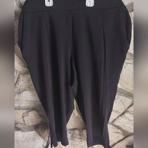 Women's Cropped Pants